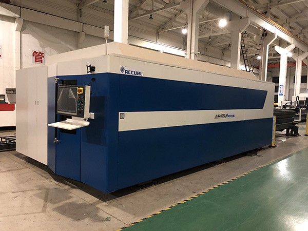 Бүрэн хаалттай пайт тохируулагч Fiber Laser Pipe болон Sheet Metal Cutting Machine