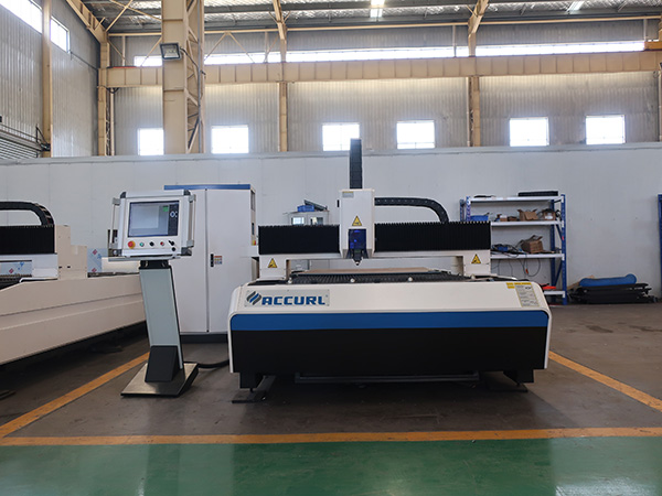 Сайн борлуулалт CNC Raycus Fiber лазер зүсэх машин 1000W